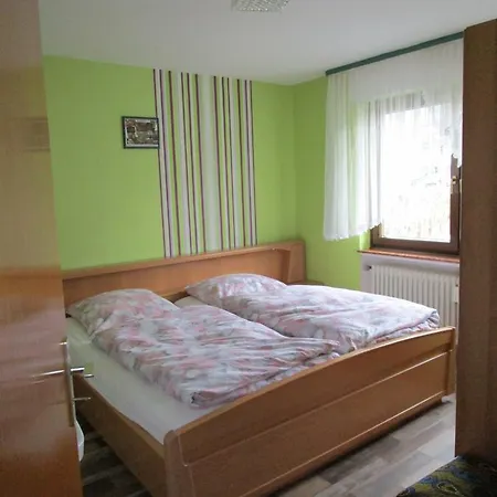 Fewo Gaestezimmer Ellenz-Poltersdorf Extérieur photo